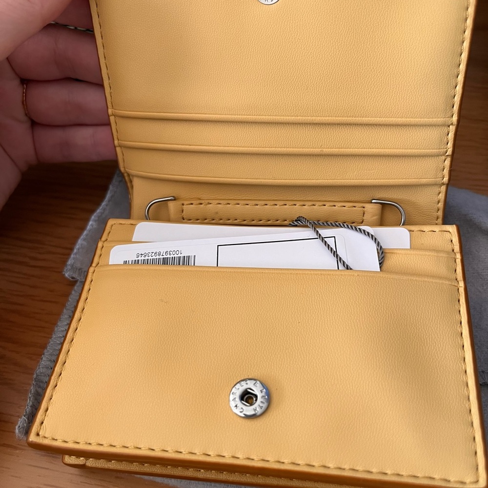Wallet On Chain - Picture 3 of 8